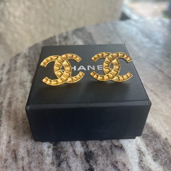 CHANEL Jewelry - CHANEL 2019 Egyptian Nile collection earrings